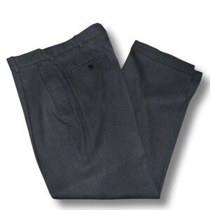 STAFFORD Essentials Men’s Classic Fit Dress Pants 30x30 Charcoal Gray